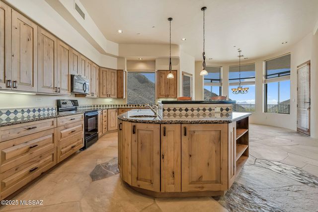 14880 N Sonora Vista Canyon Place, Marana, AZ 85658