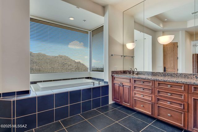 14880 N Sonora Vista Canyon Place, Marana, AZ 85658
