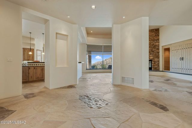 14880 N Sonora Vista Canyon Place, Marana, AZ 85658