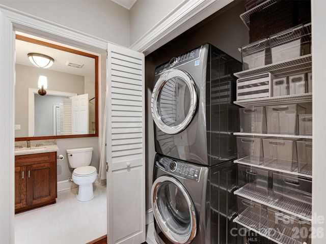 1127 Park West Drive, Charlotte, NC 28209