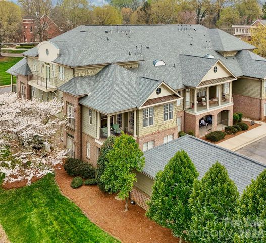 1127 Park West Drive, Charlotte, NC 28209