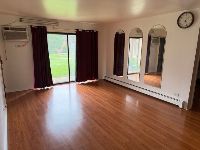 495 Mchenry Road 1B, Wheeling, IL 60090