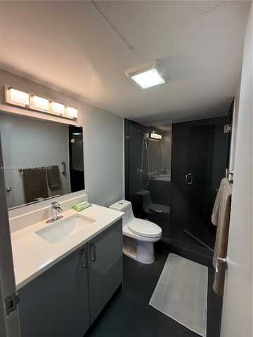 10275 Collins Ave 921, Bal Harbour, FL 33154