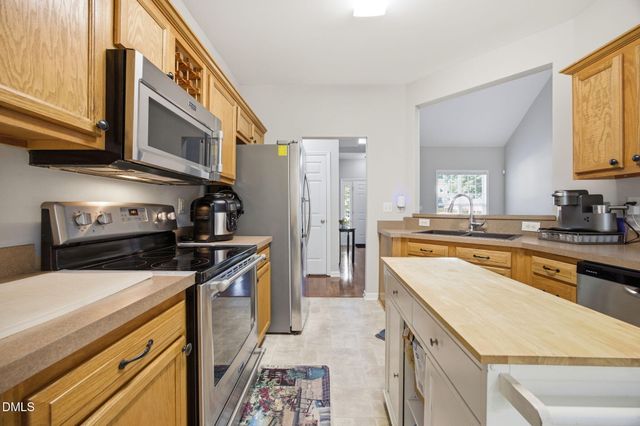 356 Cokesbury Park Lane, Fuquay Varina, NC 27526