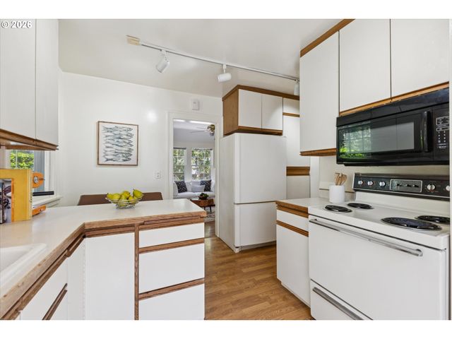 1450 Se PALM St, Portland, OR 97214