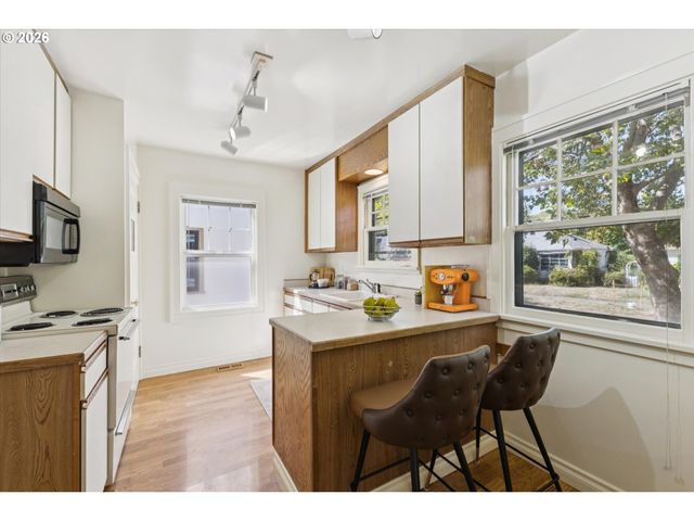 1450 Se PALM St, Portland, OR 97214