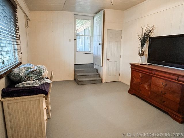 418614 Woodside Drive, Eufaula, OK 74432