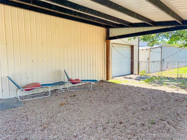 418614 Woodside Drive, Eufaula, OK 74432