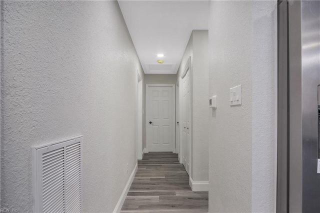 202 W Kelly AVE, Hampton, VA 23605