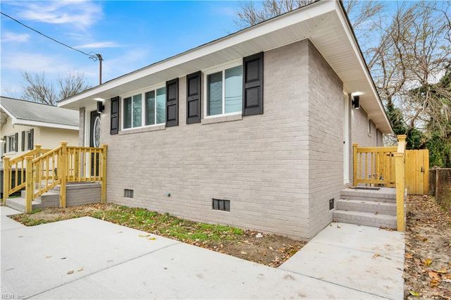 202 W Kelly AVE, Hampton, VA 23605