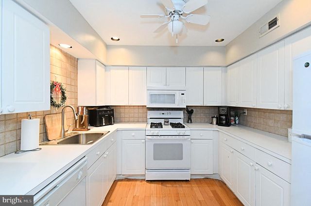 112 ARDEN CT, Harleysville, PA 19438