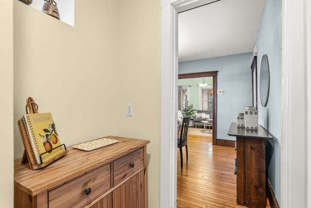 1 Clayton St 1, Watertown, MA 02472