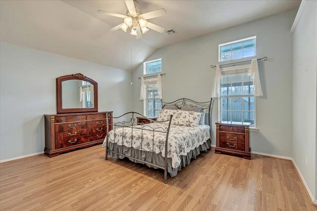 409 Whitehouse Lane, Edmond, OK 73003