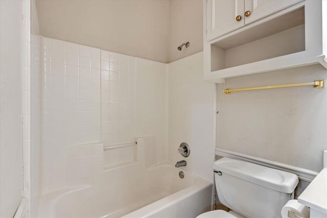 409 Whitehouse Lane, Edmond, OK 73003