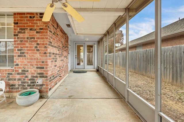 409 Whitehouse Lane, Edmond, OK 73003