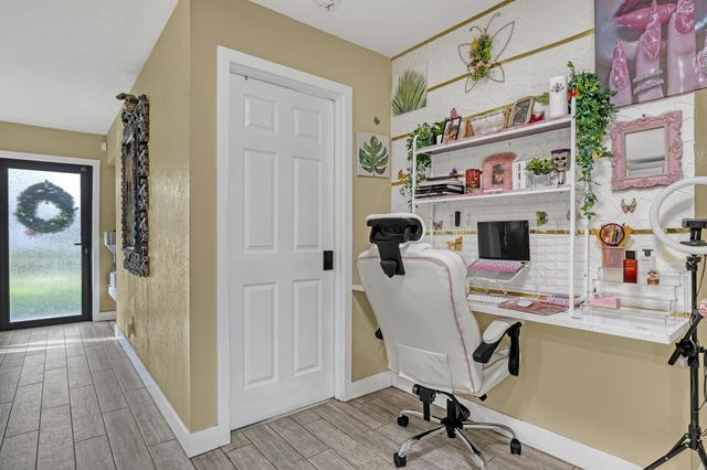 1476 N Mangonia Drive, West Palm Beach, FL 33401