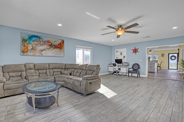 1476 N Mangonia Drive, West Palm Beach, FL 33401