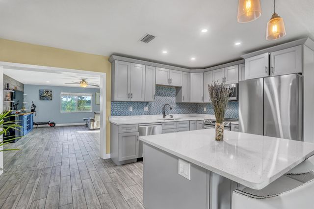 1476 N Mangonia Drive, West Palm Beach, FL 33401