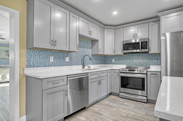 1476 N Mangonia Drive, West Palm Beach, FL 33401