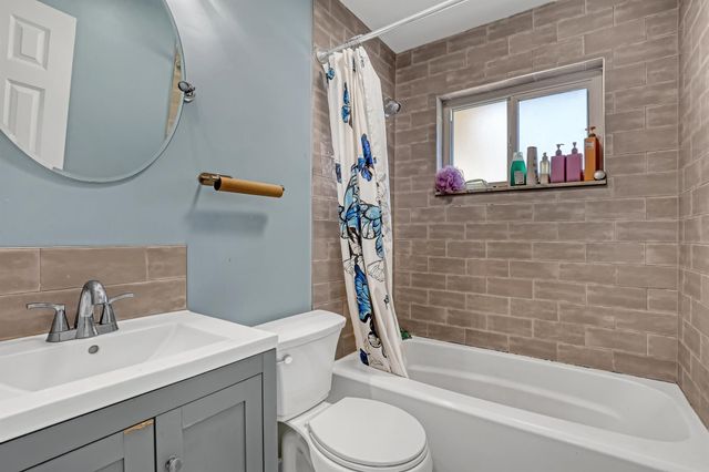 1476 N Mangonia Drive, West Palm Beach, FL 33401