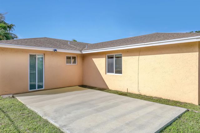 1476 N Mangonia Drive, West Palm Beach, FL 33401