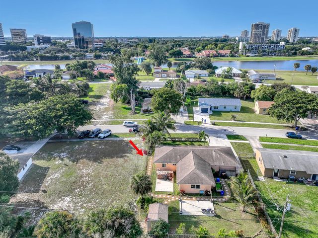 1476 N Mangonia Drive, West Palm Beach, FL 33401