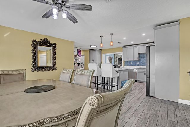 1476 N Mangonia Drive, West Palm Beach, FL 33401