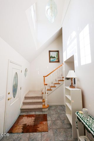412 Country Court, Shady Cove, OR 97539