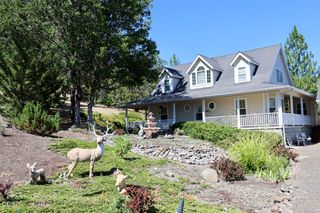 412 Country Court, Shady Cove, OR 97539