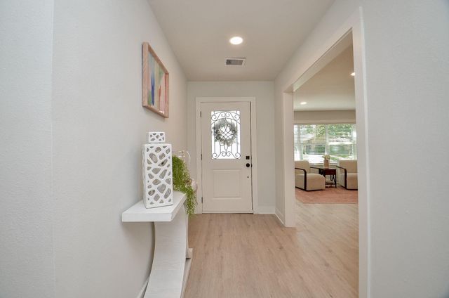 4302 Mcdermed Drive, Houston, TX 77035