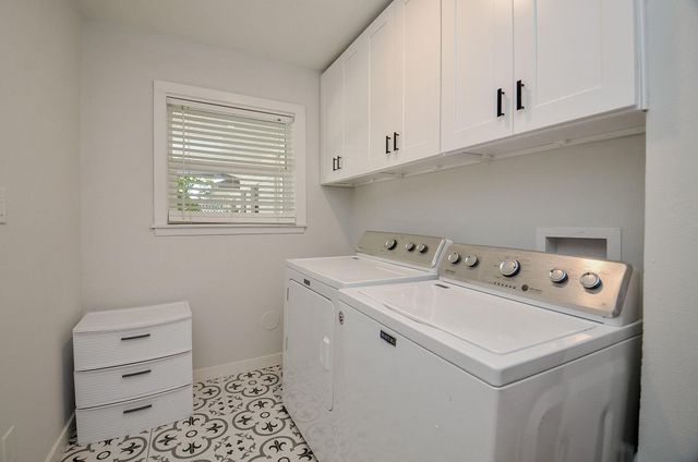 4302 Mcdermed Drive, Houston, TX 77035