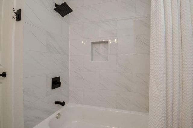 4302 Mcdermed Drive, Houston, TX 77035