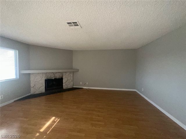 2701 Otter Creek Court 202, Las Vegas, NV 89117