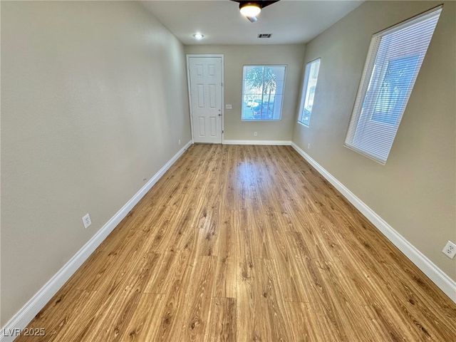 10992 Scotch Rose Street, Henderson, NV 89052