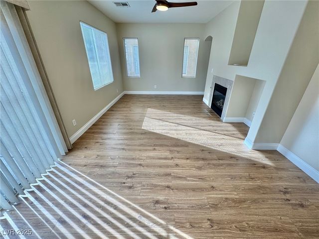 10992 Scotch Rose Street, Henderson, NV 89052