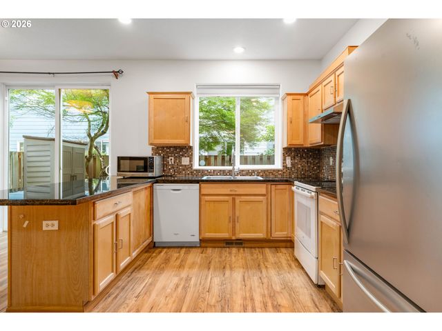 17483 Sw SEPTEMBER Ln, Beaverton, OR 97003