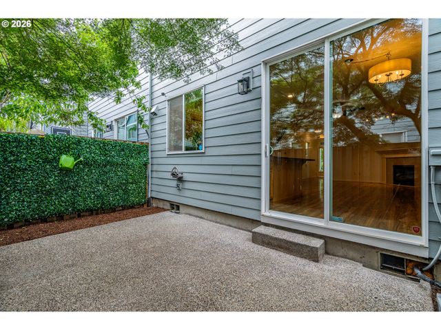 17483 Sw SEPTEMBER Ln, Beaverton, OR 97003