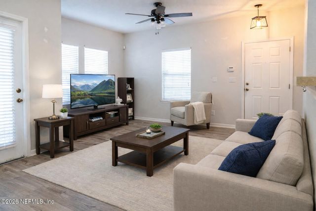 575 OAKLEAF PLANTATION Parkway 1301, Orange Park, FL 32065