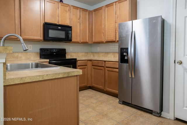 575 OAKLEAF PLANTATION Parkway 1301, Orange Park, FL 32065