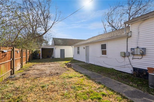 620 Ellen RD, Newport News, VA 23605