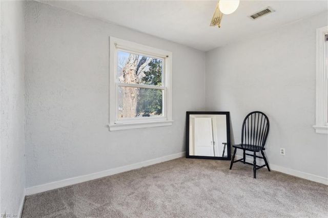 620 Ellen RD, Newport News, VA 23605