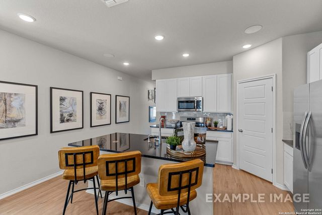2518 Applewhite Meadow, San Antonio, TX 78224