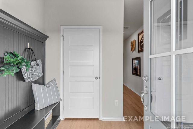 2518 Applewhite Meadow, San Antonio, TX 78224
