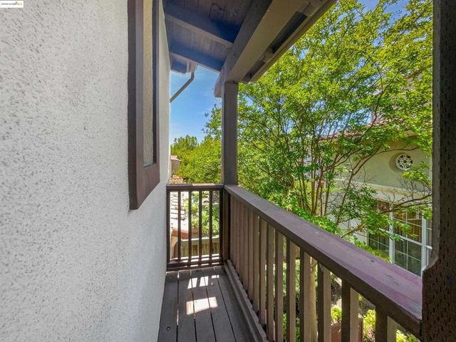 3221 Browntail Way, San Ramon, CA 94582