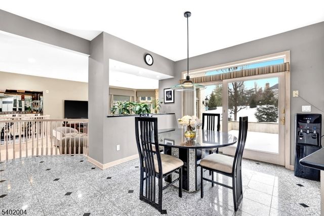 15 Quail Run, Warren Twp., NJ 07059