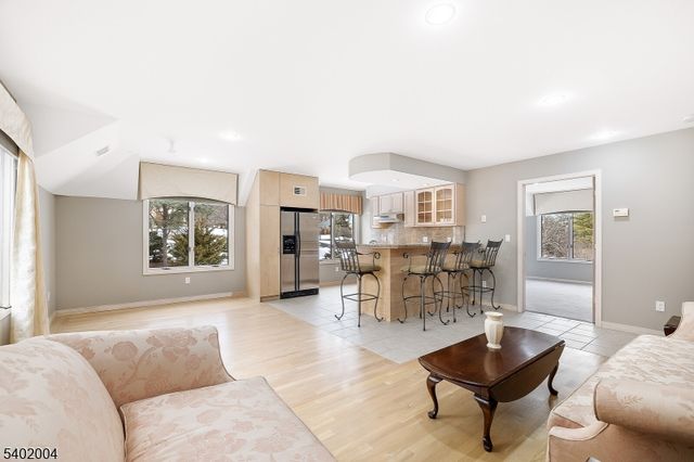 15 Quail Run, Warren Twp., NJ 07059