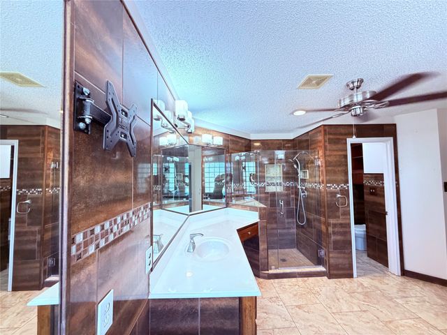 3318 Chapelwood Drive, Sunnyvale, TX 75182
