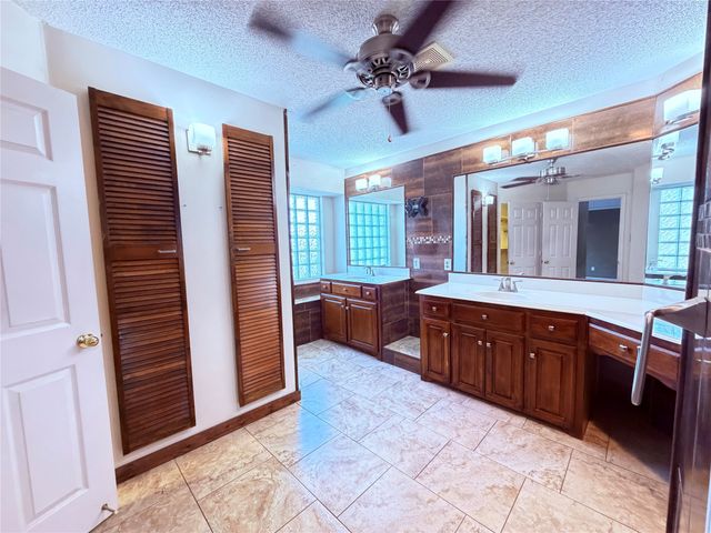 3318 Chapelwood Drive, Sunnyvale, TX 75182