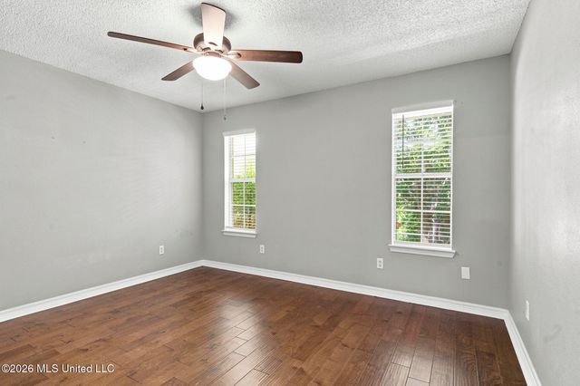1314 Mill Circle, Ocean Springs, MS 39564