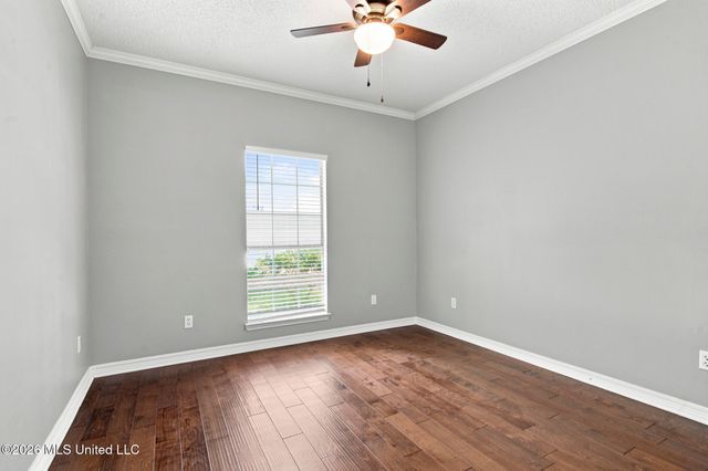1314 Mill Circle, Ocean Springs, MS 39564